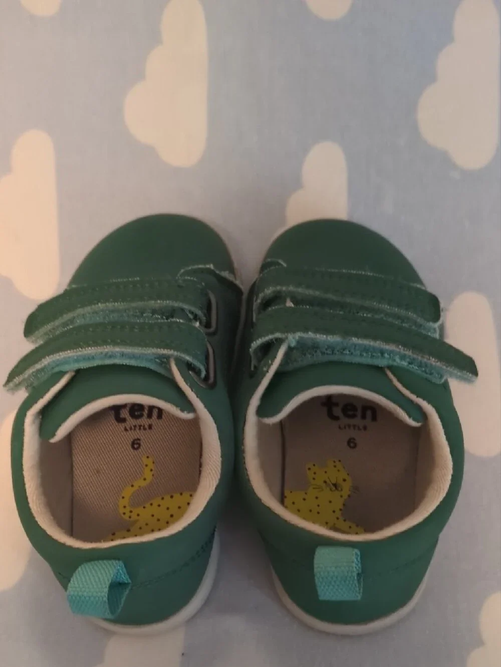 Ten Little CLASSIC Shoes In EMERALD